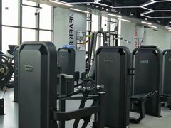 -跃动游泳健身俱乐部(新华传媒店)