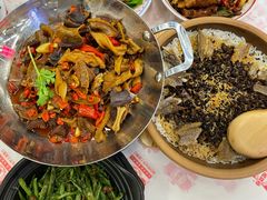 -堂瓦里·33年传统赣菜(第一街区店)