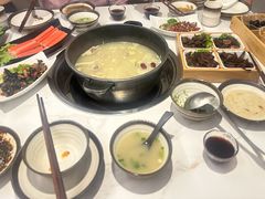 -汤宴·参须肚包鸡(南京路店)