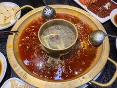 -渝里重庆火锅(航天城店)