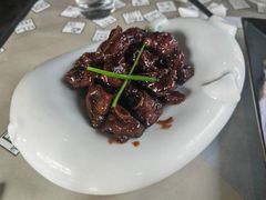 -穹六人间 people 6(岳阳路店)