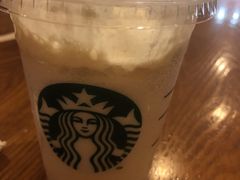 -星巴克(福州长乐长山湖分店)