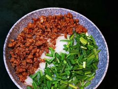 -八月美食小馆(银泰城总店)
