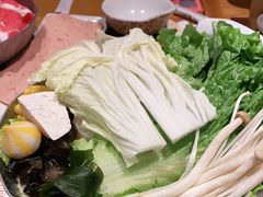 -呷哺呷哺(融创茂店)