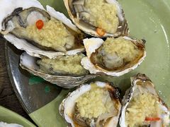 炭烧蒜蓉生蚝-贞姨美食·老字号海鲜大排档