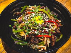三色藜麦窝蛋牛肉-Let's Taipei 非常烘焙(太古里店)