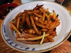 金牌土豆丝-吃饭皇帝大土家民族菜(正大广场店)