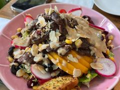 烤牛肉色拉-SONGUOLIFE松果咖啡(七莘路店)