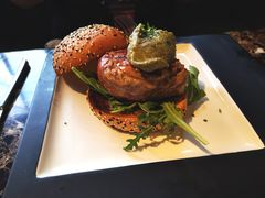 帕尔马火腿裹芝心牛肉汉堡-Lets burger非常汉堡·环球风味(蓝色港湾店)