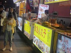 -南门头上美食街