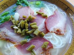 -肇兴特色牛肉粉
