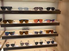 -茂昌眼镜(南京东路店)