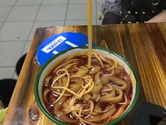 -咏勝锑锅麻辣烫(净居寺路总店)