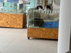 -怪兽屋·羊驼·猫咖·狗咖(俊华广场店)