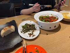 -渝信川菜 · 川味家常菜(财富购物中心店)