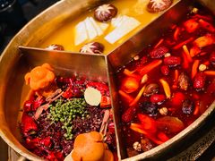 黄金奔驰锅-湊湊火锅·茶憩(打浦桥日月光店)