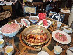 -小天鹅火锅·一线江景洪鼎旗舰店(洪崖洞店)