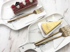 -UNI UNI(环亚凯瑟琳店)