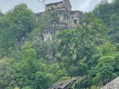 -高荡千年布依古寨旅游景区