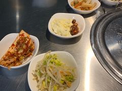 -韩聚屋韩国烤肉餐厅(新北万达店)