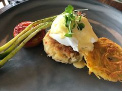 蟹肉饼班尼迪蛋-ROAST coffee & eatery