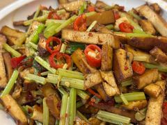 -建辉湖南土菜馆(南大街店)