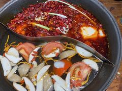-四小区火锅·巷子里的重庆火锅(花照壁店)