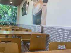 大堂-全家便利店(槐树巷店)