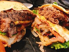 -HIGH FIVE哈福手工汉堡(桂林路店)