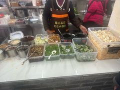 -巍山𤆵肉饵丝