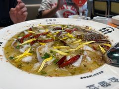 老坛酸菜鲈鱼-渔语鱼酸菜鱼新川菜(万象城店)