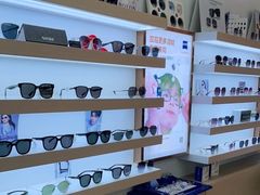 -无界眼镜MaxLess(南翔印象城店)