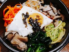 传统石锅拌饭-·缸桶屋·韩式牛肋条自助烤肉(西湖D11店)