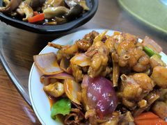 双菇面筋煲-胡子饮食店