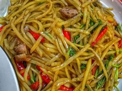 -思博半步颠小酒馆(梦时代店)