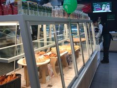 面包甜点陈列柜-仟吉(南湖店)