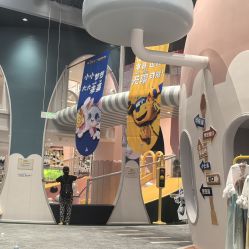 -奈尔宝家庭中心·亲子餐厅(鄞州万达店)