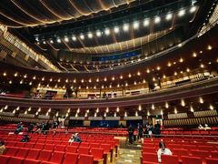 -交通银行前滩31演艺中心