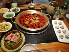-潮火锅·麻辣牛肉火锅(观音桥方圆·LIVE店)