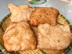 包尔萨克-伊宁伊香酥油奶茶馆