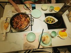 -黄记煌三汁焖锅(新佳丽江汉路店)