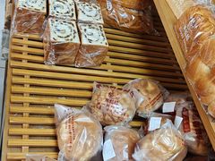 -秀云俄罗斯列巴屋(军星小区店)