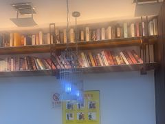 -阿瓦山寨·湘菜现炒·剁椒鱼头王(咸阳总店)