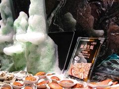 -雍容荟帝王蟹活龙虾展台自助(IFS黑金店)