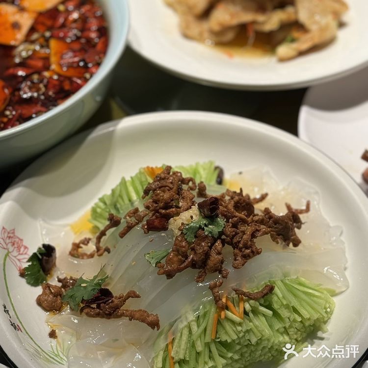 想不到..家附近的燕郊烧鸽子都开19年了