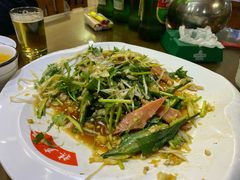 秋葵天鹅蛋-抹直口特色菜馆(一店)