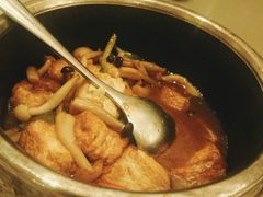 海鲜菇豆腐煲-江滨壹号艺文空间复合餐厅(闽江大道店)