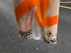 -CoCo都可(曹路宝龙广场店)