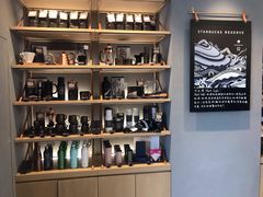 零售区-星巴克臻选(北京蓝色港湾RO店)