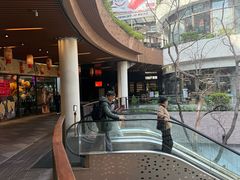 -瑞虹新天地月亮湾